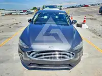 2019 Ford FUSION photo