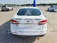 2019 Ford FUSION photo