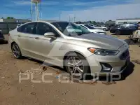 2019 Ford FUSION фото