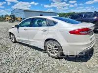 2019 Ford FUSION photo