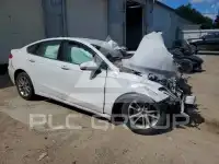 2019 Ford FUSION photo
