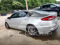 2019 Ford FUSION photo