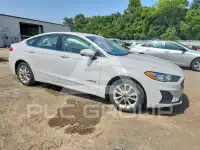 2019 Ford FUSION фото