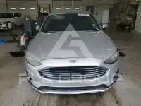2019 Ford FUSION photo