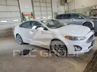 2019 Ford FUSION фото