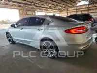 2019 Ford FUSION photo