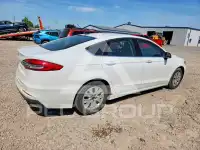 2019 Ford FUSION photo