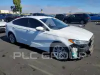 2019 Ford FUSION фото