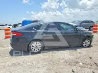 2019 Ford FUSION photo