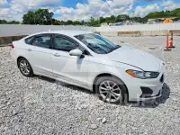 2019 Ford FUSION фото
