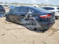 2019 Ford FUSION фото