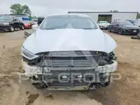 2019 Ford FUSION photo