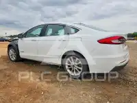 2019 Ford FUSION фото