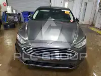 2019 Ford FUSION фото