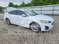 2019 Ford FUSION фото