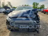 2019 Ford FUSION фото