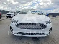 2019 Ford FUSION photo