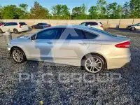 2019 Ford FUSION photo