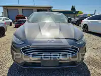 2019 Ford FUSION фото