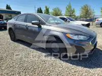 2019 Ford FUSION фото