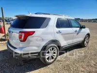 2019 Ford EXPLORER photo