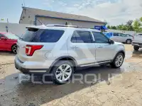 2019 Ford EXPLORER photo