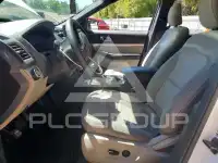 2019 Ford EXPLORER photo