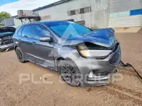2019 Ford EDGE photo