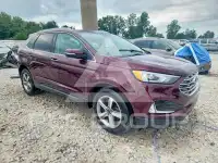 2019 Ford EDGE photo