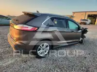 2019 Ford EDGE photo