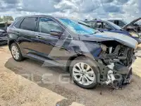 2019 Ford EDGE photo