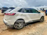 2019 Ford EDGE photo