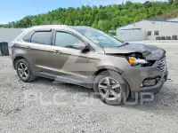 2019 Ford EDGE photo