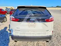 2019 Ford EDGE photo