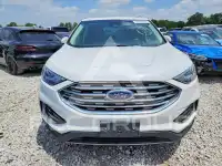 2019 Ford EDGE photo