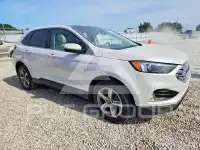 2019 Ford EDGE photo