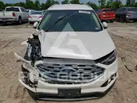 2019 Ford EDGE photo