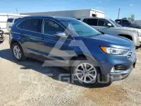 2019 Ford EDGE photo