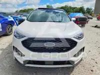 2019 Ford EDGE photo