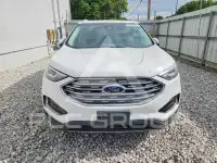 2019 Ford EDGE photo