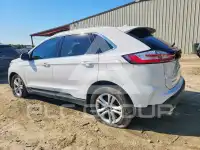 2019 Ford EDGE photo
