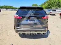 2019 Ford EDGE photo