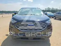 2019 Ford EDGE photo
