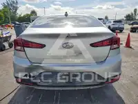2019 Hyundai Elantra фото