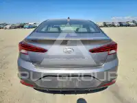 2019 Hyundai Elantra photo