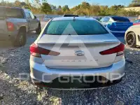 2019 Hyundai Elantra photo