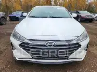 2019 Hyundai Elantra фото