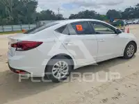 2019 Hyundai Elantra фото
