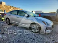 2019 Hyundai Elantra photo