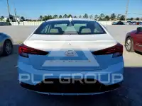 2019 Hyundai Elantra photo